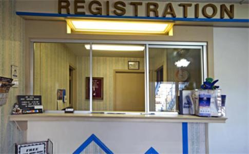 Americas Best Value Inn - Roxboro Екстер'єр фото