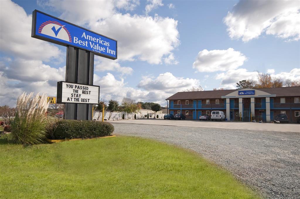 Americas Best Value Inn - Roxboro Екстер'єр фото